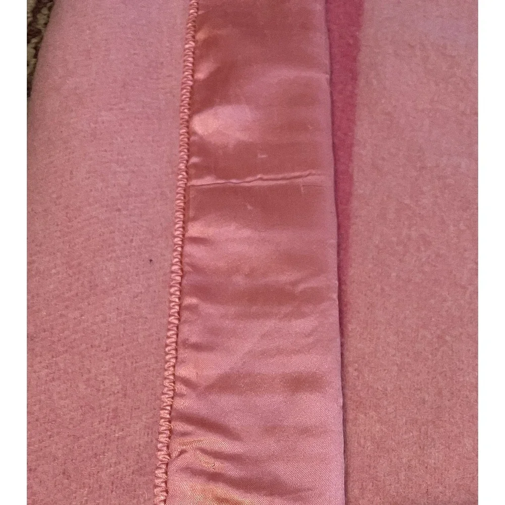 Vtg Baron Woolen Mills Wool Blanket Pink White Stripe Satin Trim 70